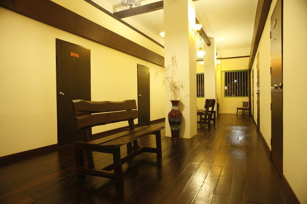 Luang Poj Boutique Hostel Ranong Exterior photo